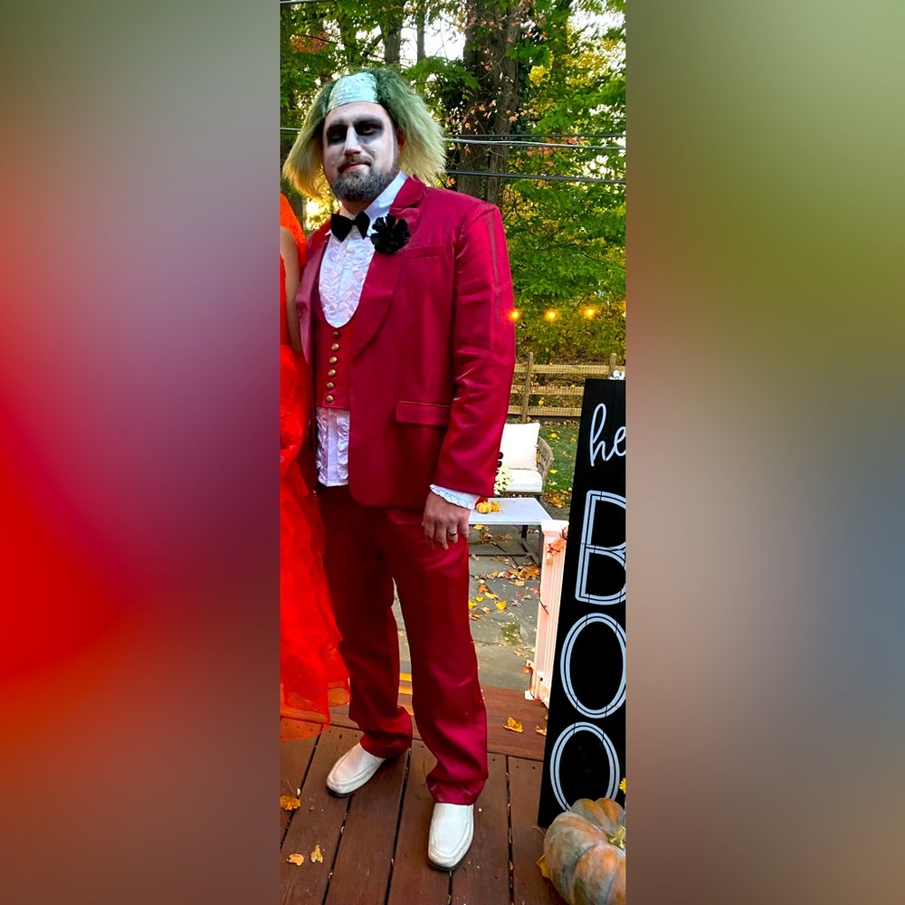 Beetlejuice Groom Complete Cosplay Costume Set - Groom Suit + Wig + Makeup